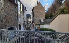 Meublé 2 chambres Wifi balcon 52m2 Centre La Bourboule